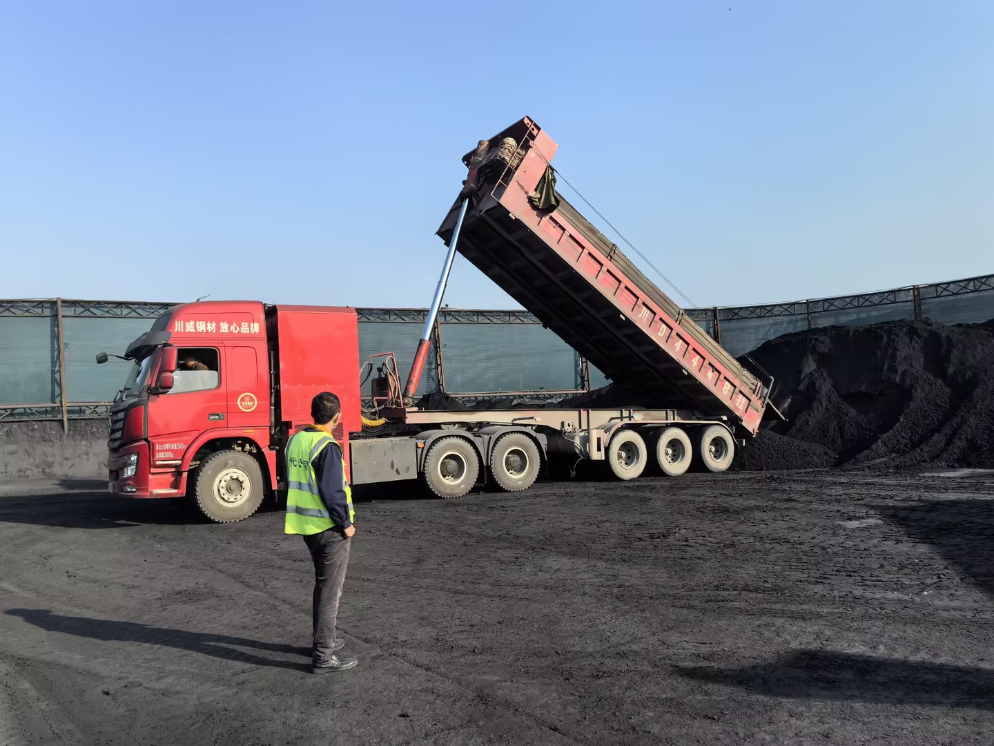 攀西绿色新引擎，“氢”装上阵绘蓝图——氢能源卡车在攀西大地试运行